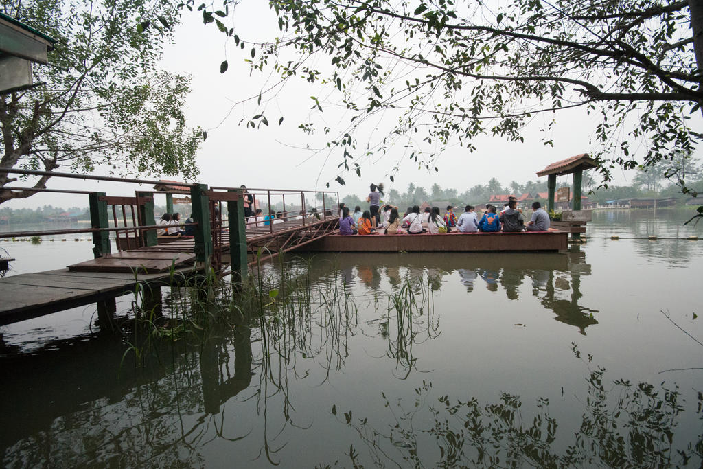 Baantip Suantong Hotel Amphawa Luaran gambar